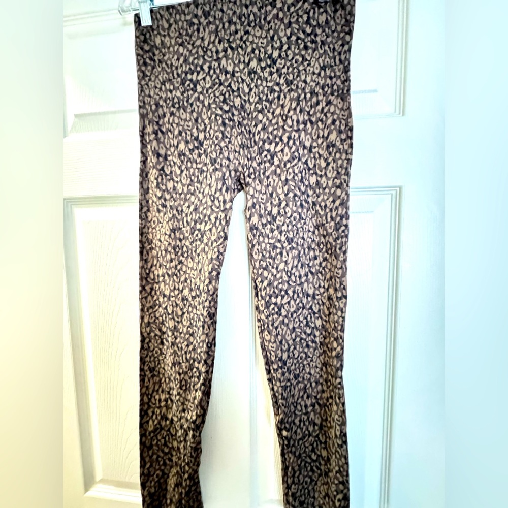 Spanx women’s full length leggings.